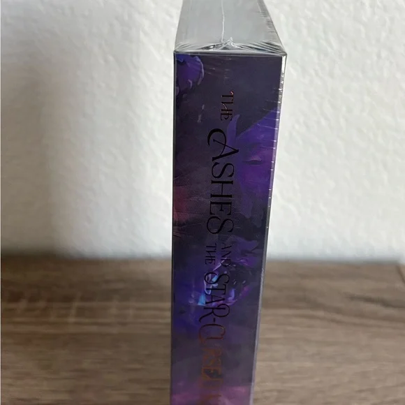 NEW CROWNS OF NYAXIA ASHES AND THE STAR CURSED KING EXCLUSIVE LUXE EDITION - Picture 6 of 11